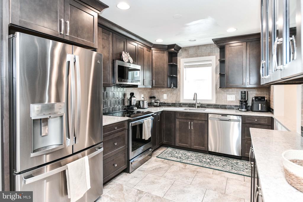 Foto principal - 3345 5th St S