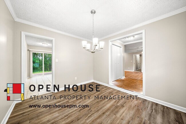 Foto del edificio - 4364 S Landing Dr, Marietta