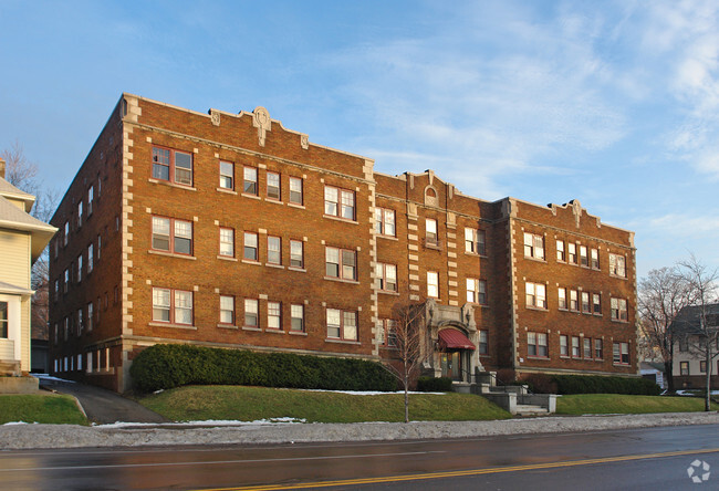 Building Photo - Dewey Avenue Apartments