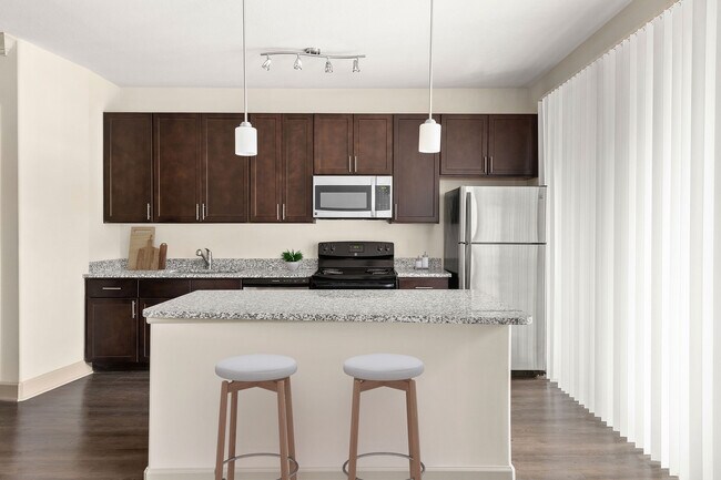 Building Photo - Roswell City Walk