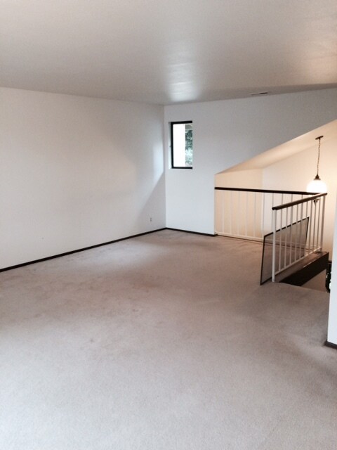 Photo - 17911 Stone Ave N Apartment