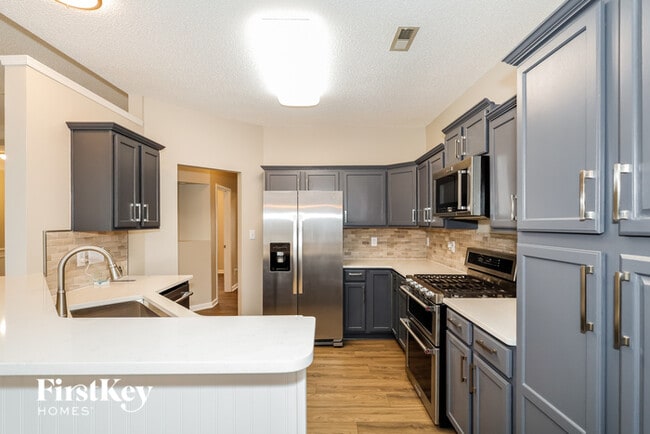 Building Photo - 13333 Woodland Farm Dr