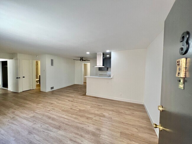 Foto del edificio - 3532 Keystone Av