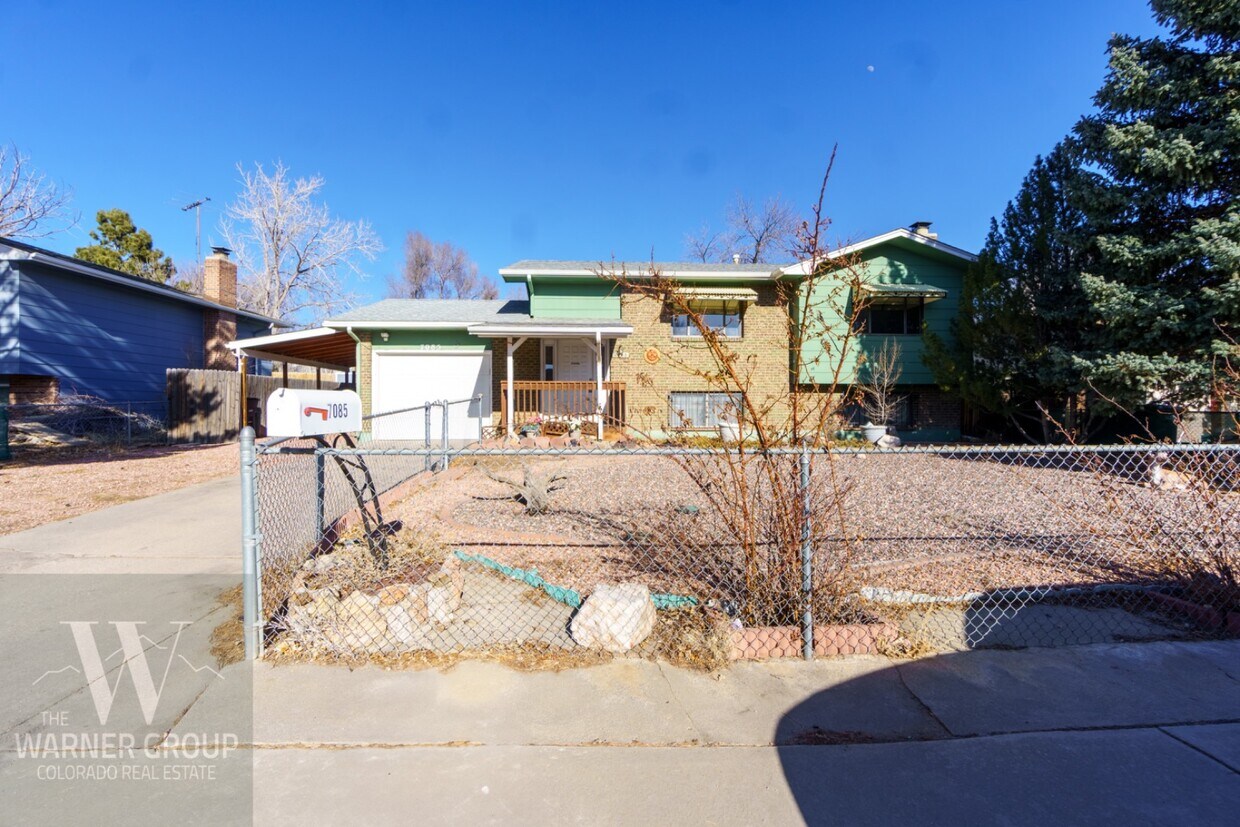 Photo - 7085 Metropolitan St