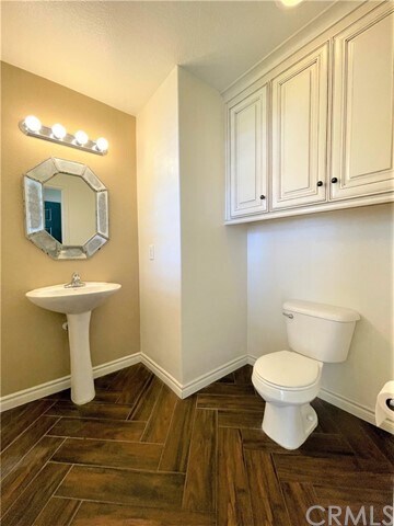 Building Photo - 440 Redtail Dr