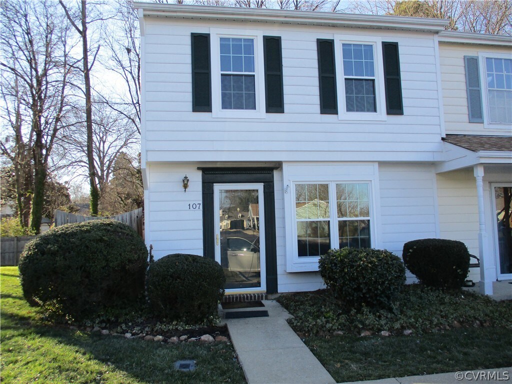107 Arlington Square, Ashland, VA 23005 Condo for Rent in Ashland, VA