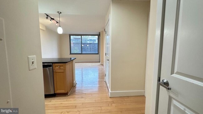 Building Photo - 2001 15th St N