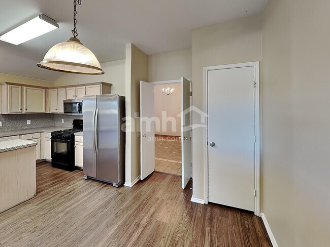 Foto del edificio - 904 Western Pass