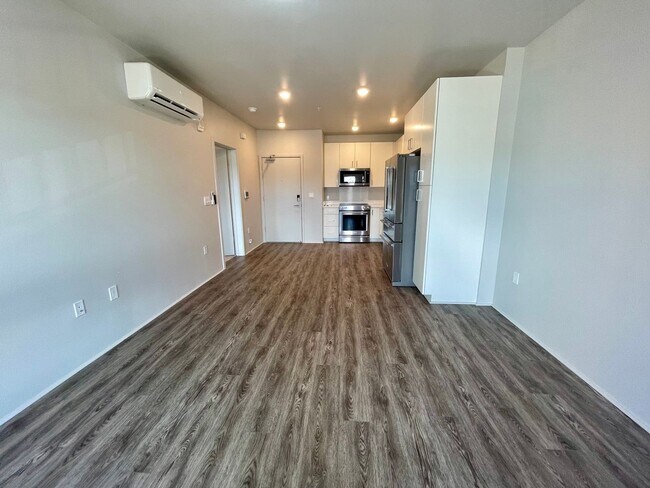 Foto del edificio - AVAILABLE MID-JUNE! BRAND NEW 1-Bedroom in...