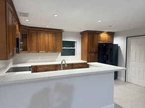 Building Photo - 1240 W 26th St
