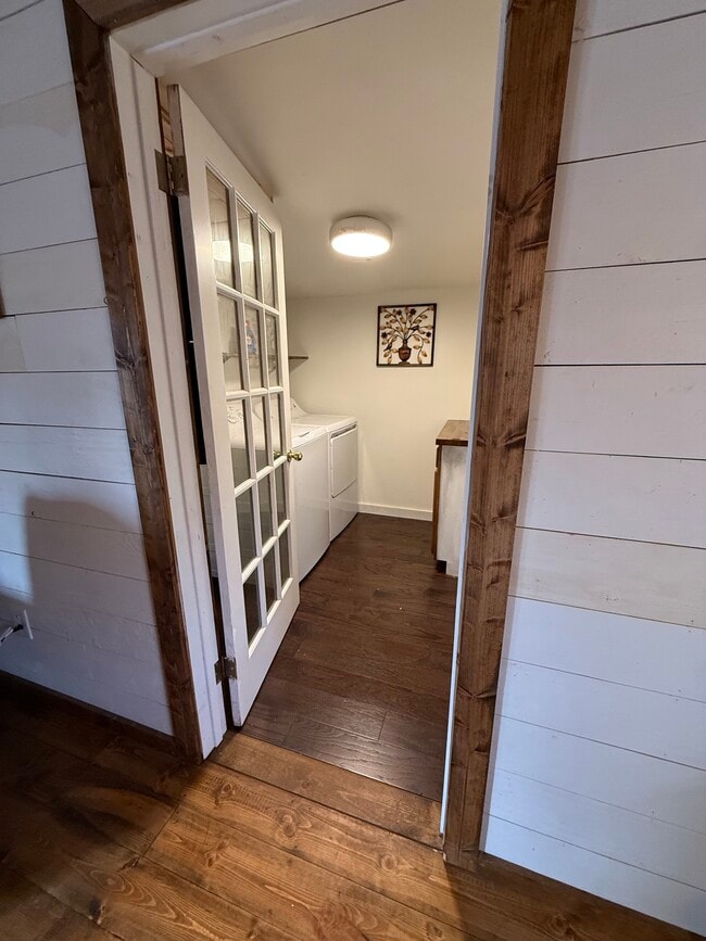 Foto del edificio - 1118 US-221A Hwy