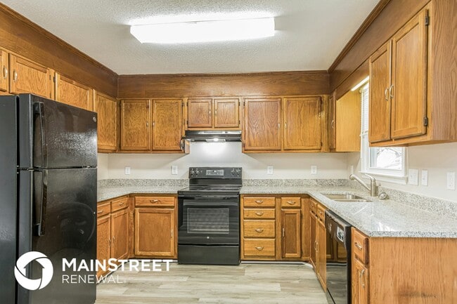 Building Photo - 617 Bartlett Rd