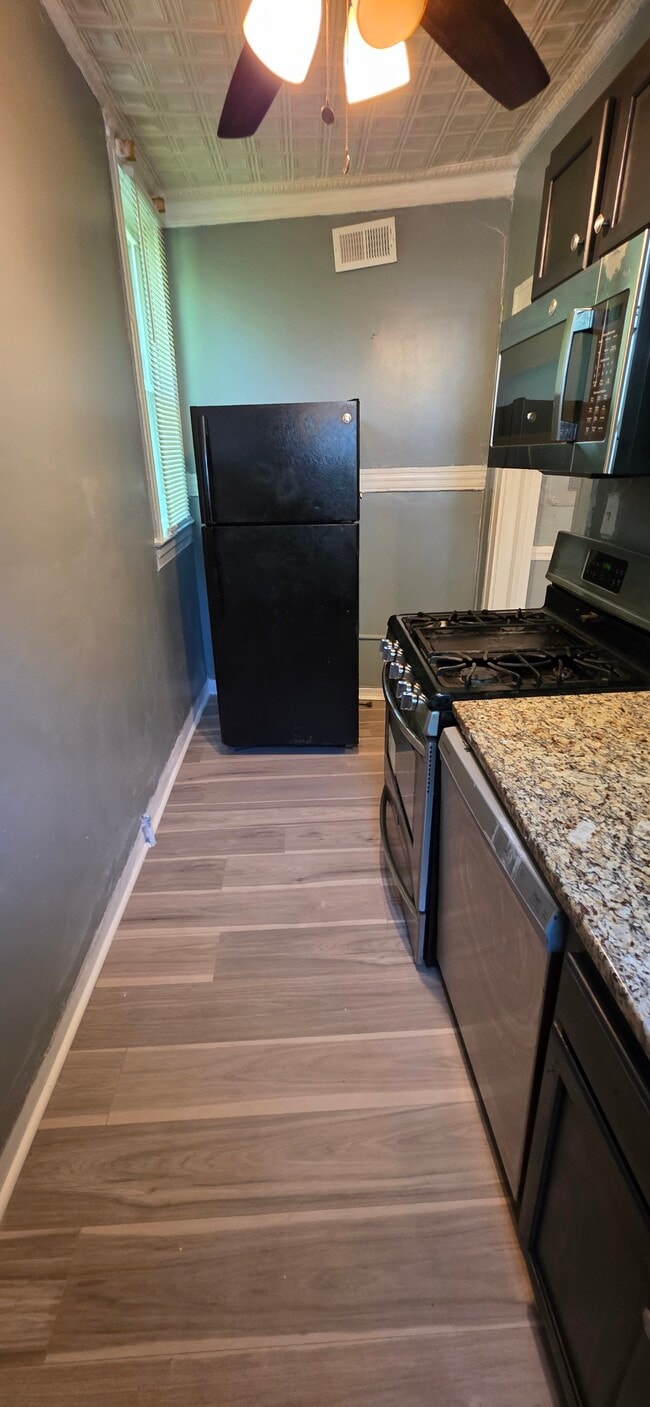 Building Photo - 3702 Chesholm Rd