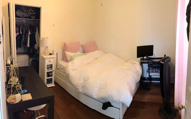 Cama 1 - 2679 N Lincoln Ave