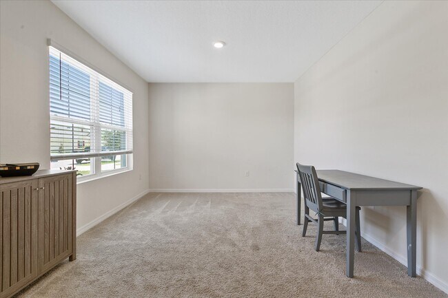 Foto del edificio - 11916 Myrtle Rock Dr