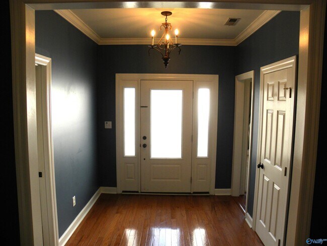 Building Photo - 112 Bayberry Ln