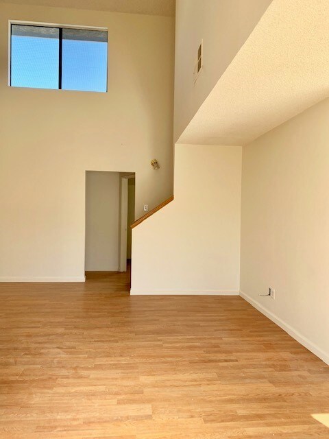 Foto del edificio - 5319 Cartwright Ave