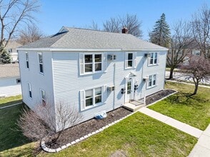 Building Photo - 1190 Minahan St