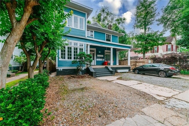 Building Photo - 207 Michigan Ave