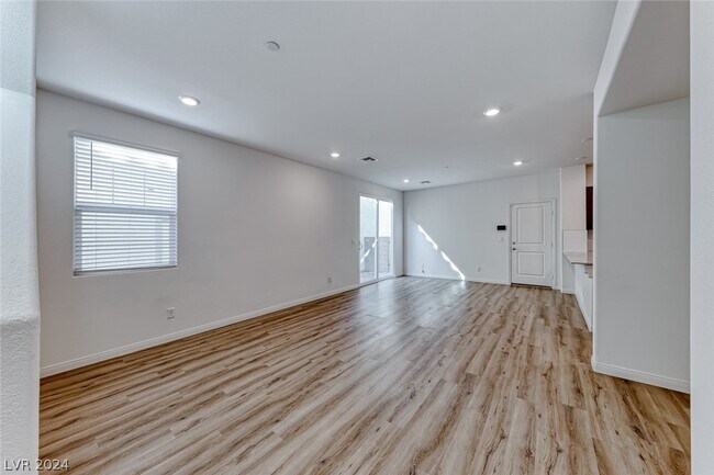 Building Photo - 2616 Montesilvano Pl