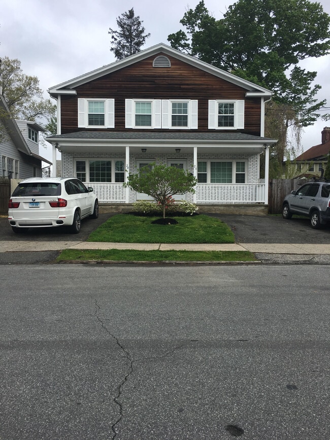 Building Photo - 26 Woodland Ave