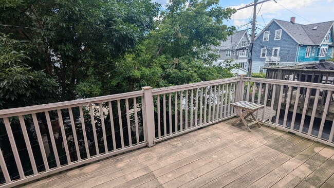 Foto del edificio - 1908 E Webster Pl