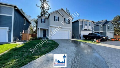 Building Photo - 929 Vine Maple St SE