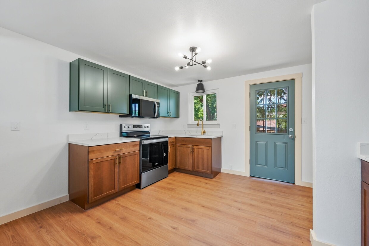 Photo - 1641 Lashley St (Longmont, CO)