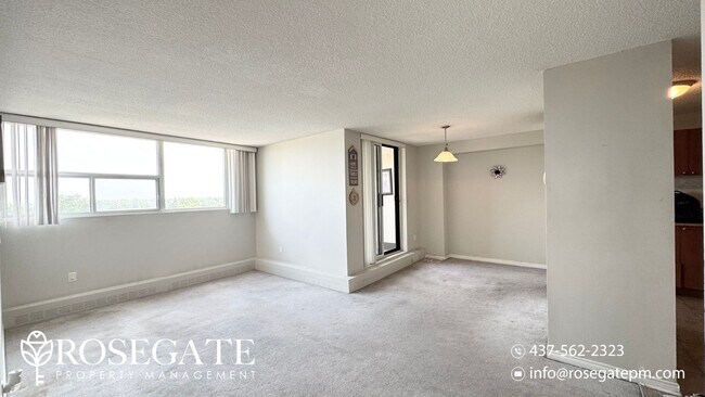 Photo du bâtiment - Newly Renovated 2-Bedroom, 1-Bath Condo in...