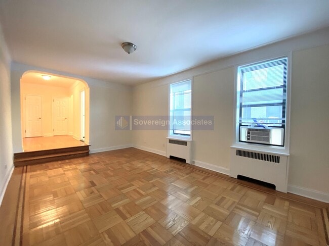 Building Photo - 615 W 172nd St
