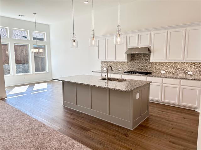 Building Photo - 4320 Glen Rose St