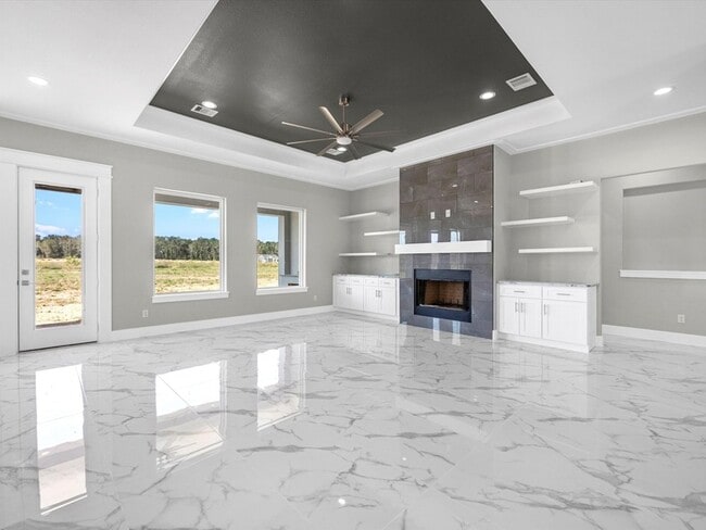 Building Photo - 3135 Kermes Dr