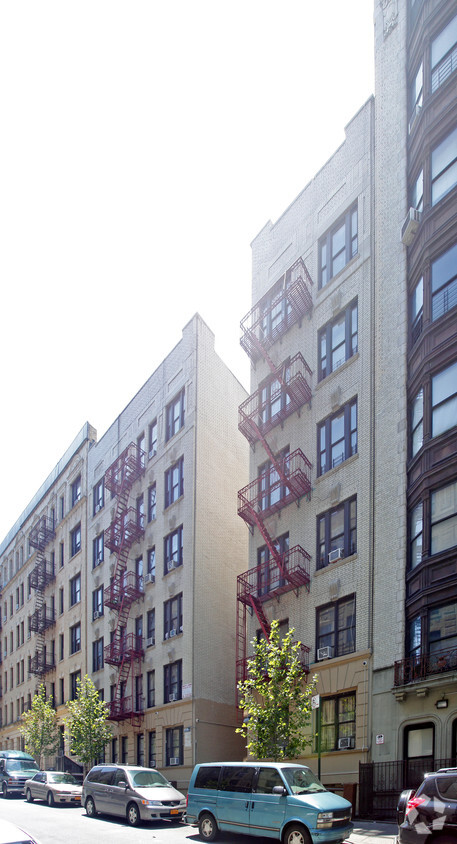 Building Photo - 540 W 157th St