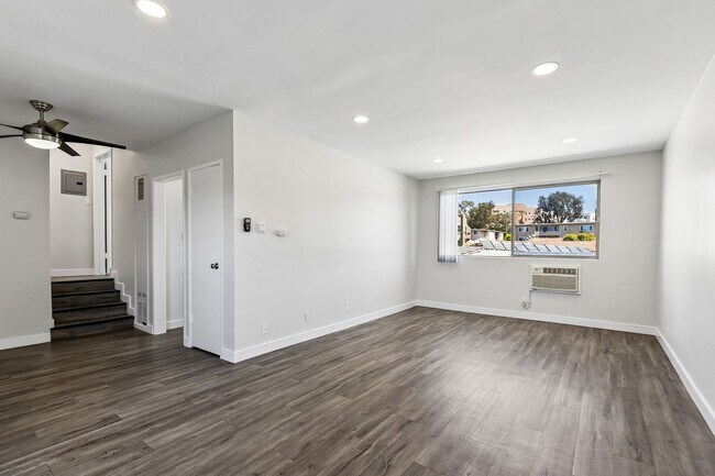 Foto del interior - 11645 Gorham Ave