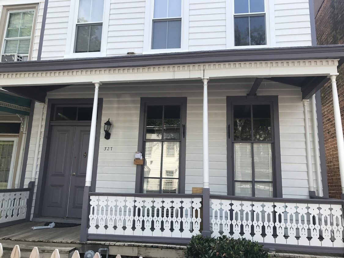 Photo - 327 South Laurel Street