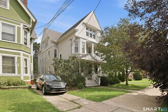 Building Photo - 801 Orange St