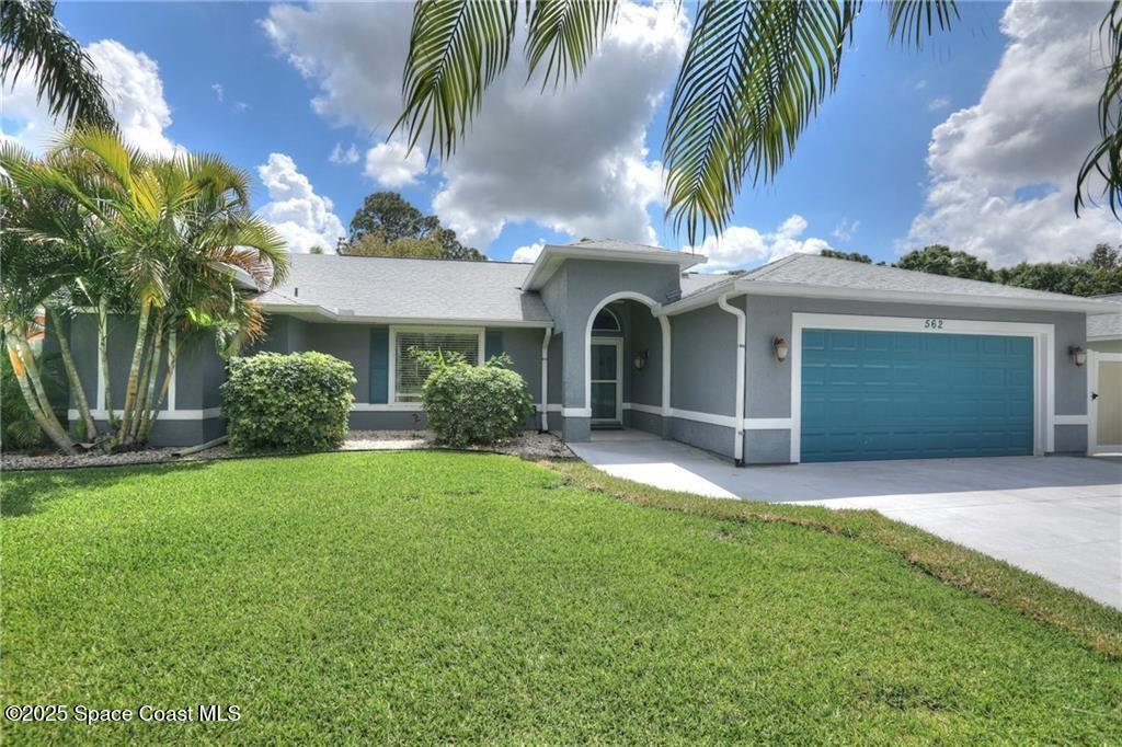Foto principal - 562 Rolling Hill Dr