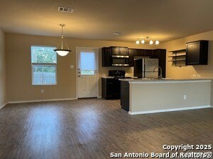 Building Photo - 6207 Golden Valley Dr