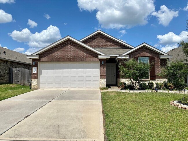 Foto del edificio - 14016 Lake Cres Dr
