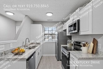 Building Photo - 330 Kentucky Dr