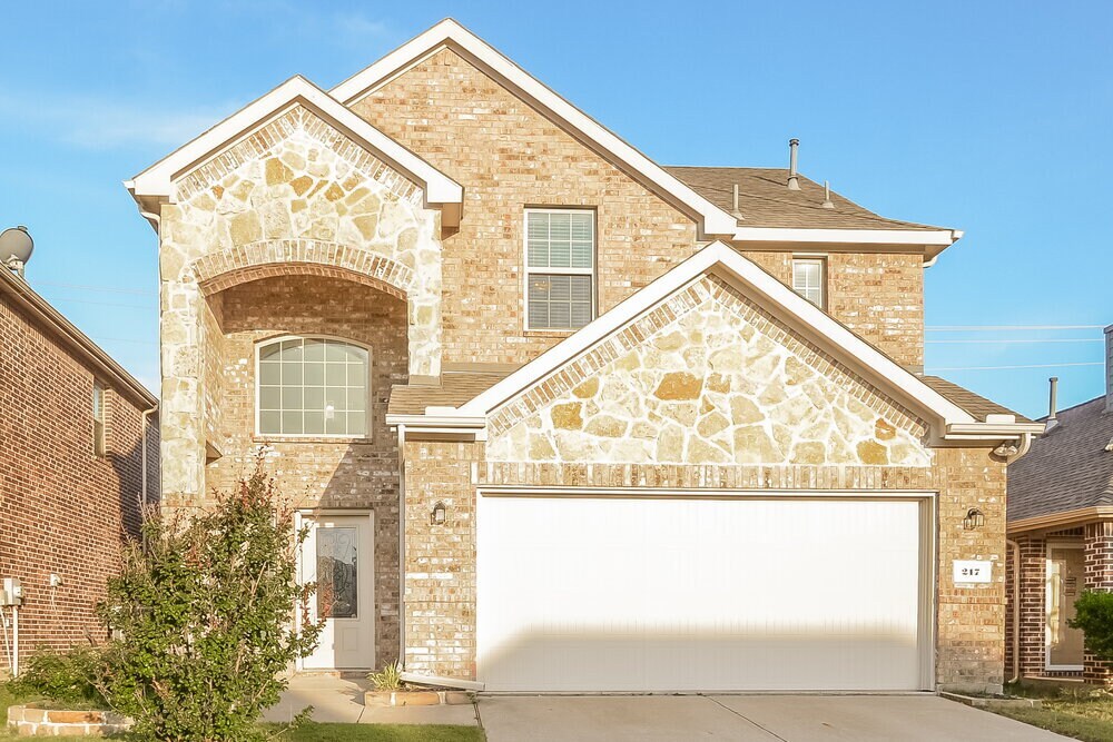 Foto principal - 217 Red Hawk Pl
