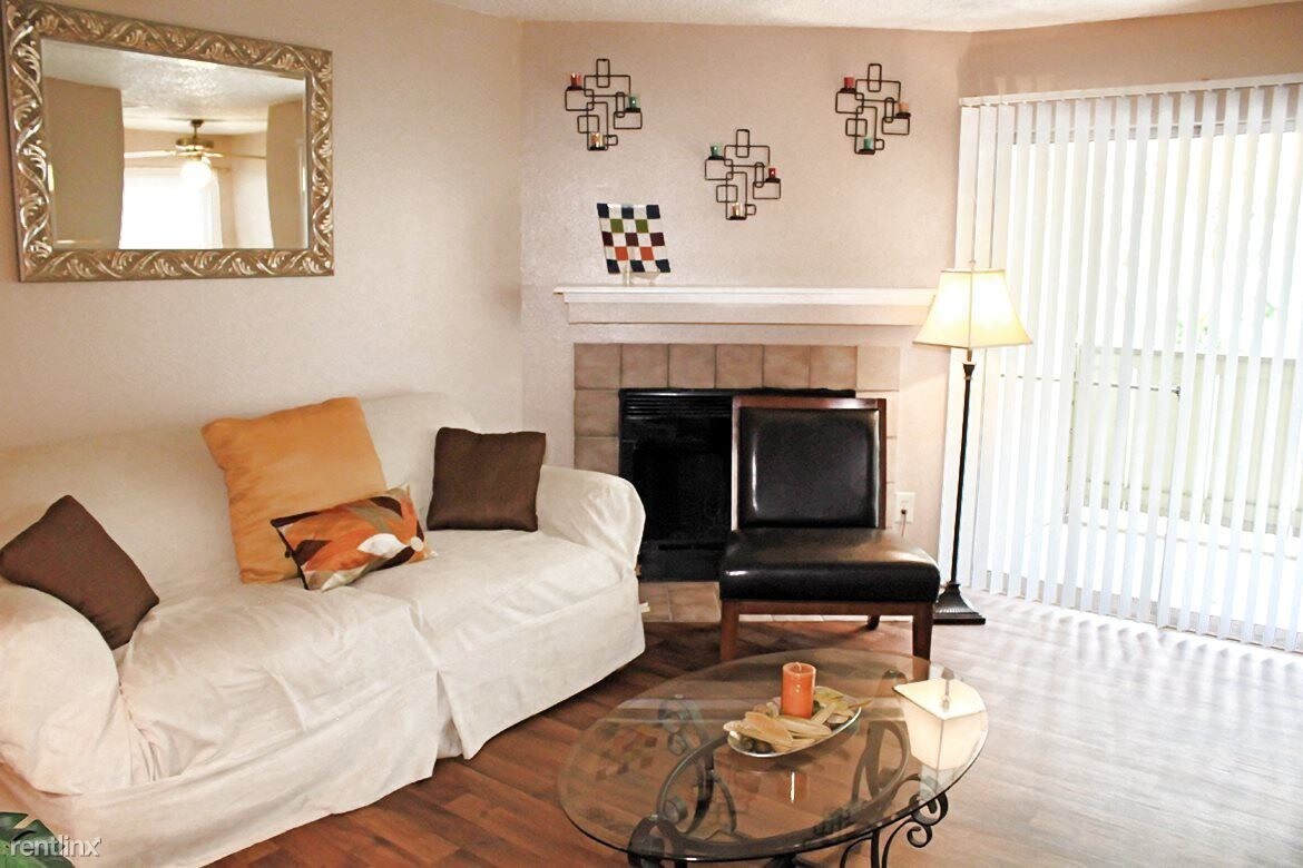 Foto principal - 701 W Longspur Blvd