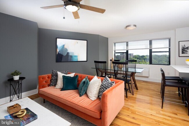 Foto del edificio - 633 W Rittenhouse St