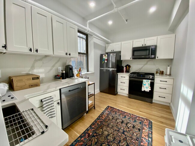 Foto del edificio - 1662 Commonwealth Ave