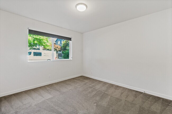 Foto del edificio - 6717 Alonzo Avenue Northwest#C C