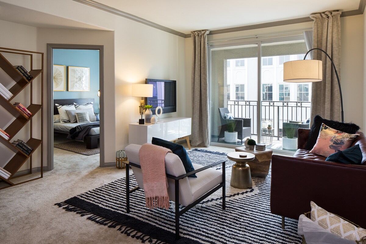 Griffis Pine Avenue Rentals Long Beach, CA