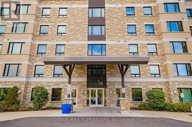 Building Photo - 7400 Markham Rd