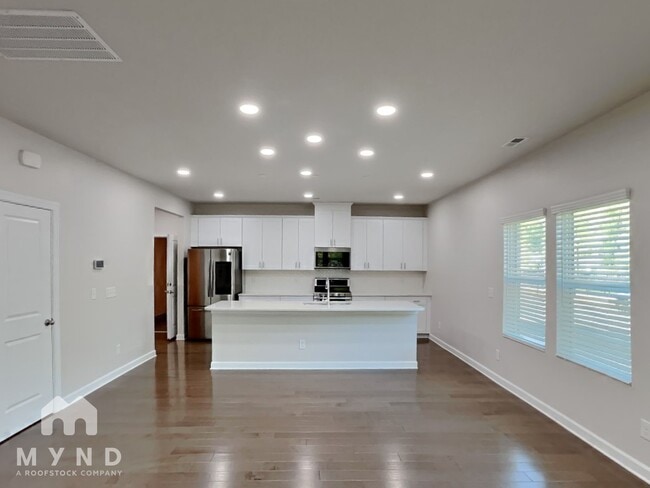 Foto del edificio - 3325 Lisburn St