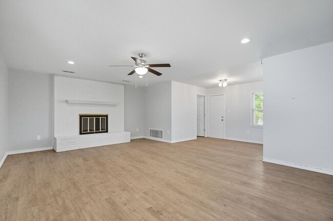 Building Photo - 4518 Edgemont Dr