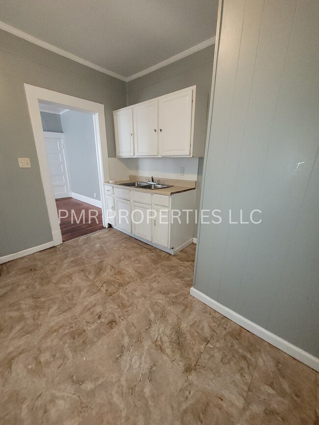 Foto del edificio - 1821 S 11th St